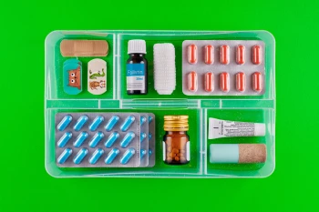 Apteczka Antybakteryjna First Aid 6,5 l, organizer 30x20 cm Orplast